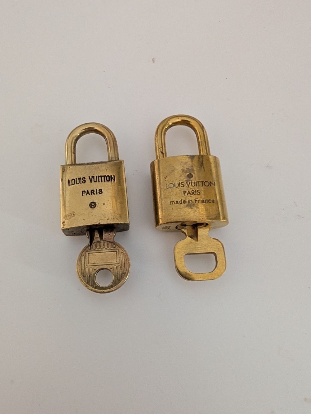 Louis Vuitton #204 Vintage Brass Lock and Key Set - Picture 6 of 6